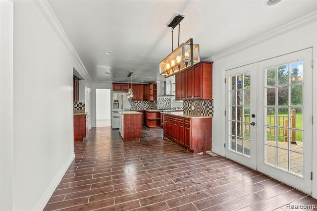 5420 Southlawn Drive, Sterling Heights, MI 48310