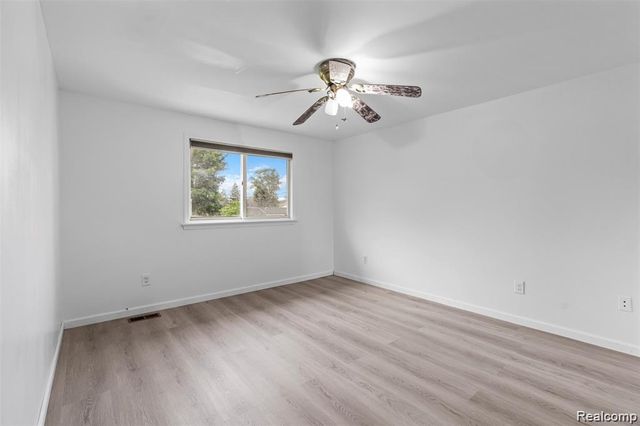 5420 Southlawn Drive, Sterling Heights, MI 48310