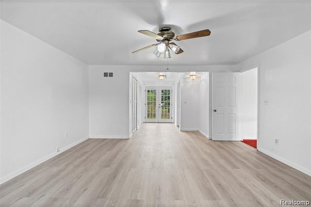 5420 Southlawn Drive, Sterling Heights, MI 48310