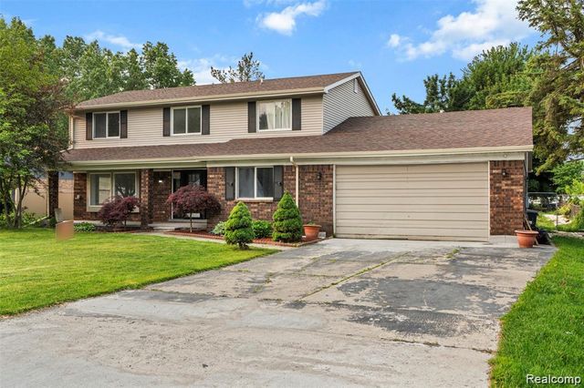 5420 Southlawn Drive, Sterling Heights, MI 48310