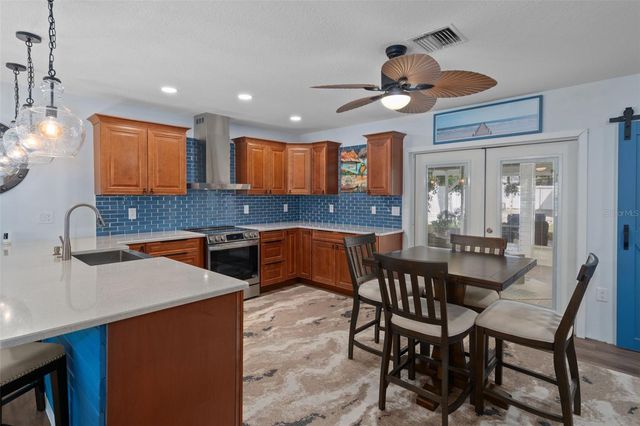 5715 INDIANA AVENUE, New Port Richey, FL 34652