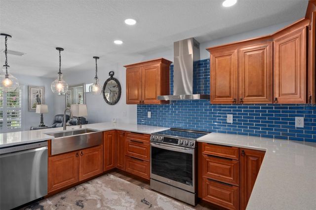 5715 INDIANA AVENUE, New Port Richey, FL 34652
