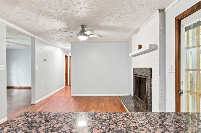 9925 State Route 108, Altamont, TN 37301