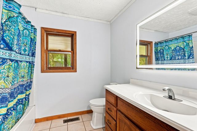 9925 State Route 108, Altamont, TN 37301