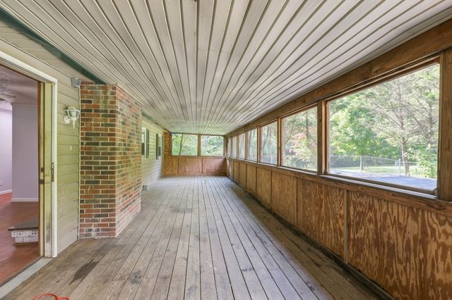 9925 State Route 108, Altamont, TN 37301