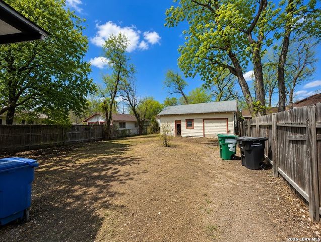 723 Waverly Ave, San Antonio, TX 78201