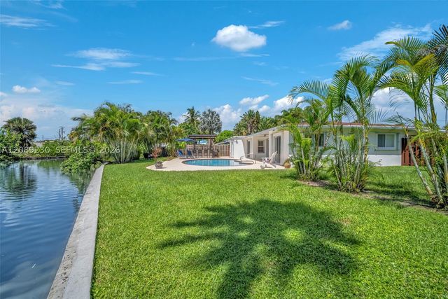108 NE 30th St, Wilton Manors, FL 33334