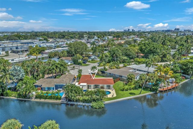 108 NE 30th St, Wilton Manors, FL 33334
