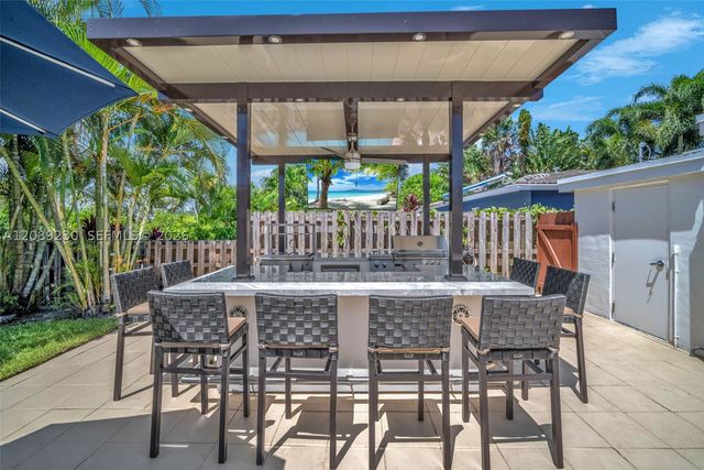 108 NE 30th St, Wilton Manors, FL 33334