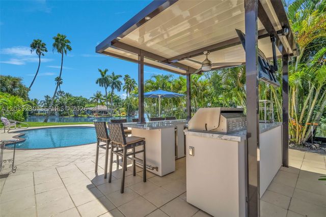 108 NE 30th St, Wilton Manors, FL 33334