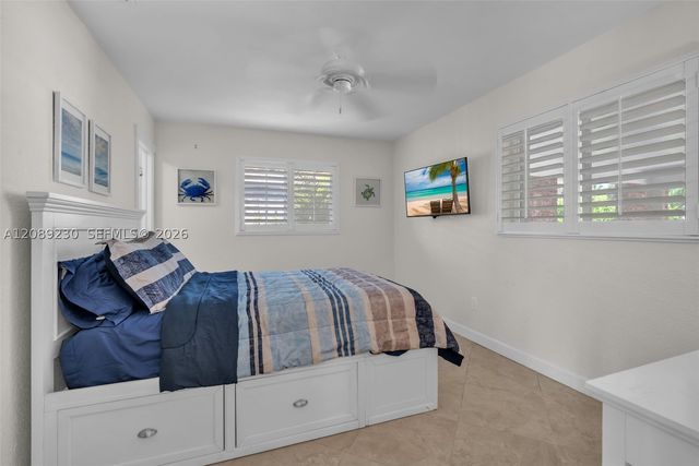 108 NE 30th St, Wilton Manors, FL 33334