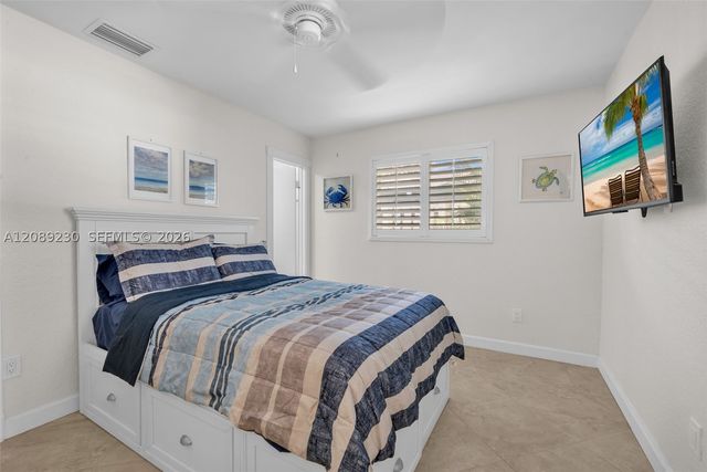 108 NE 30th St, Wilton Manors, FL 33334