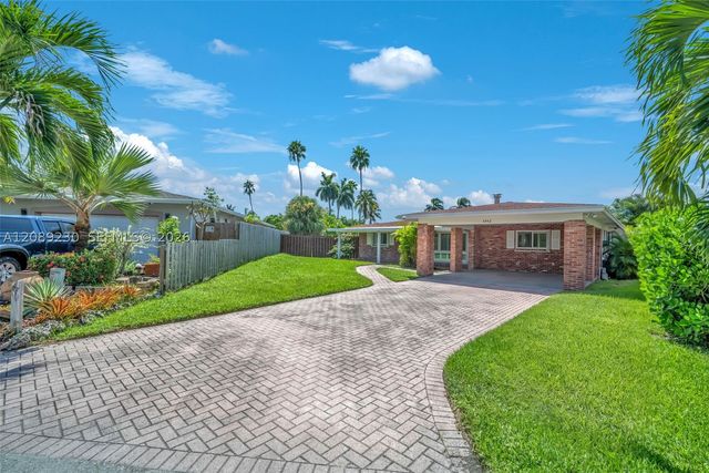 108 NE 30th St, Wilton Manors, FL 33334