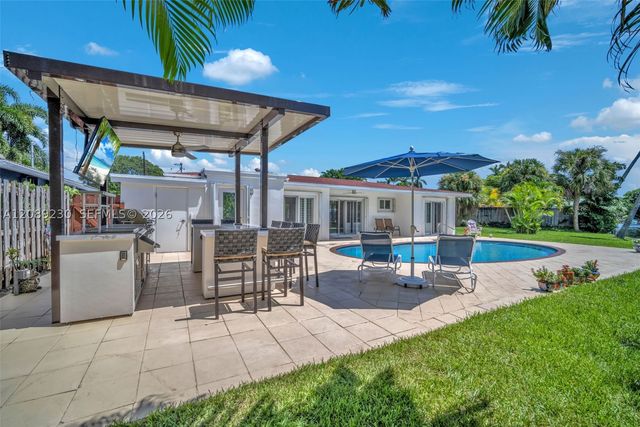 108 NE 30th St, Wilton Manors, FL 33334