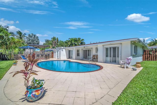108 NE 30th St, Wilton Manors, FL 33334
