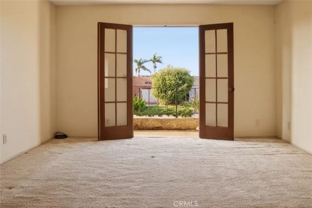8372 Snowbird Dr., Huntington Beach, CA 92646