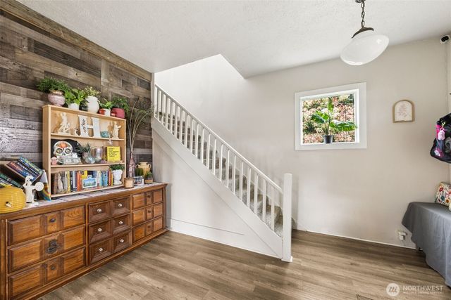105 Oak Street E, Eatonville, WA 98328