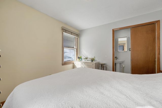 23 Pappas Road, Claremont, NH 03743