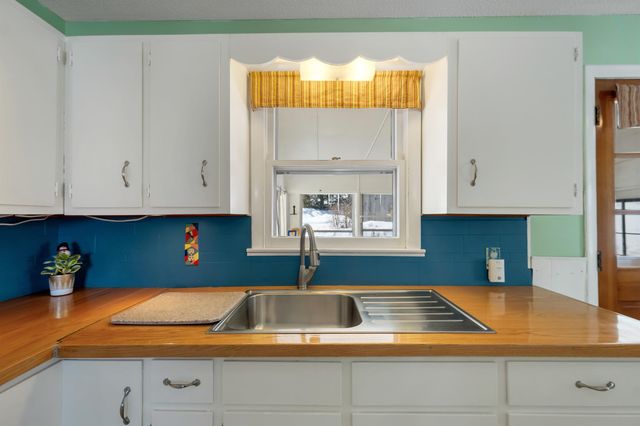 23 Pappas Road, Claremont, NH 03743