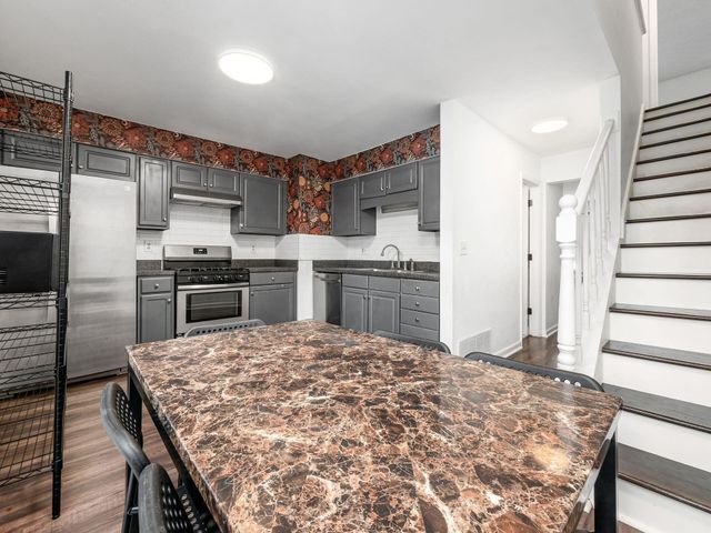 2001 Sawbury Boulevard, Columbus, OH 43235