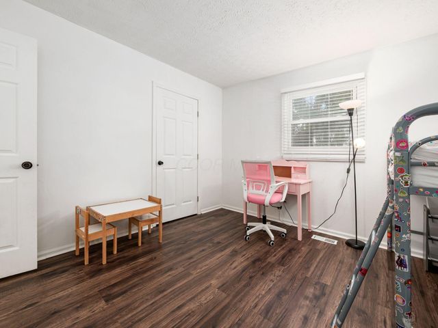 2001 Sawbury Boulevard, Columbus, OH 43235