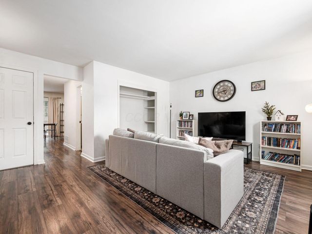 2001 Sawbury Boulevard, Columbus, OH 43235