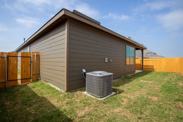 13526 Musselshell Drive, Ponder, TX 76259