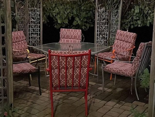 752 S Parkside Drive, Round Lake, IL 60073