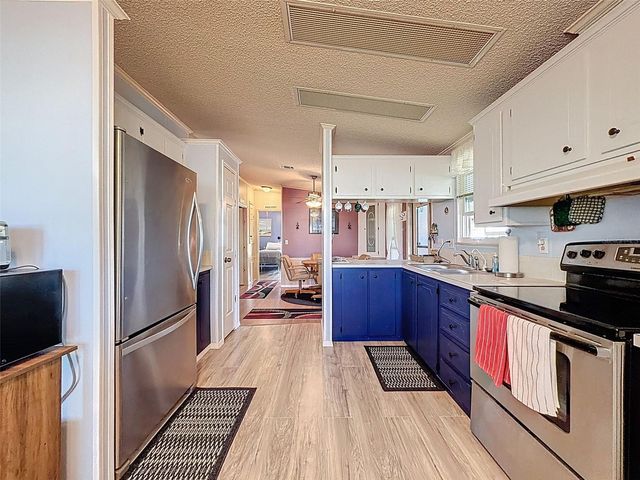 7300 STILLWATER DRIVE, Hudson, FL 34667