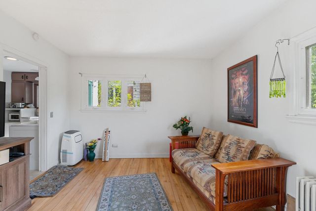 1136 Xerxes Avenue S, Minneapolis, MN 55405
