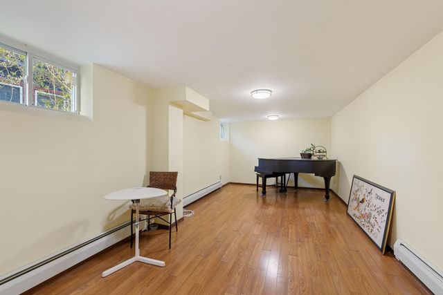 1136 Xerxes Avenue S, Minneapolis, MN 55405