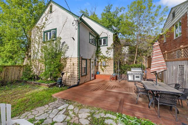 1136 Xerxes Avenue S, Minneapolis, MN 55405