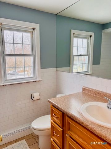 670 Wigwam Lane, Stratford, CT 06614