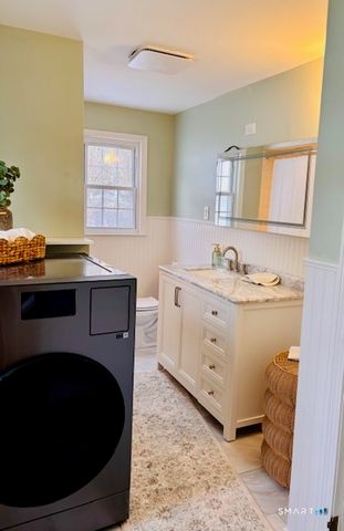 670 Wigwam Lane, Stratford, CT 06614