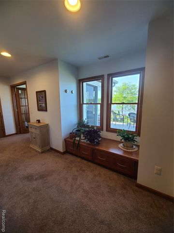 9568 Buckingham Street, White Lake, MI 48386