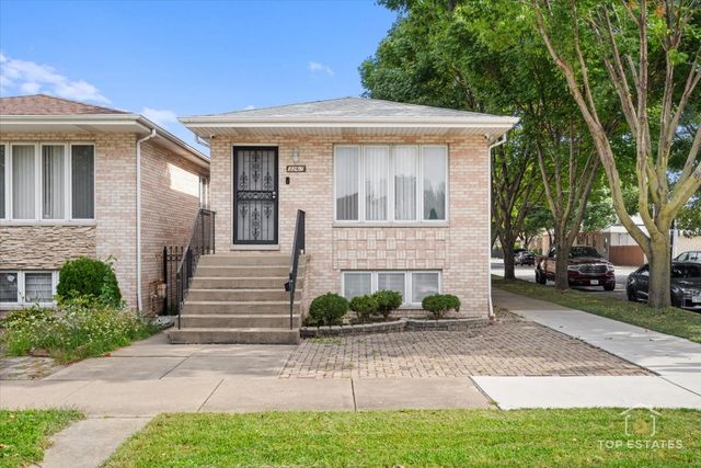 3267 S Hamilton Avenue, Chicago, IL 60608