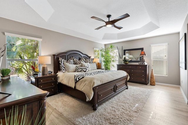 1852 SASSPARILLA WAY, The Villages, FL 32162