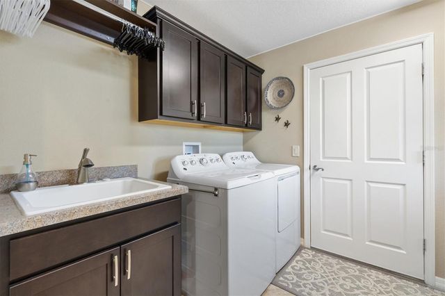 1852 SASSPARILLA WAY, The Villages, FL 32162