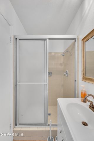 10625 VISTA LOMAS Drive, El Paso, TX 79935