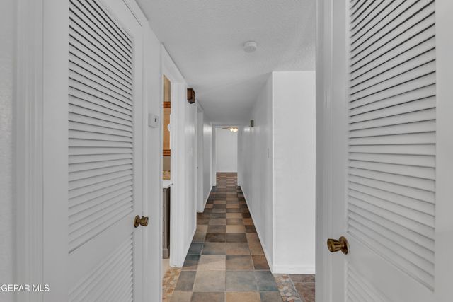 10625 VISTA LOMAS Drive, El Paso, TX 79935