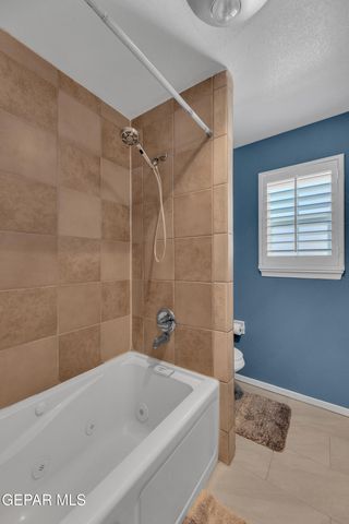 10625 VISTA LOMAS Drive, El Paso, TX 79935