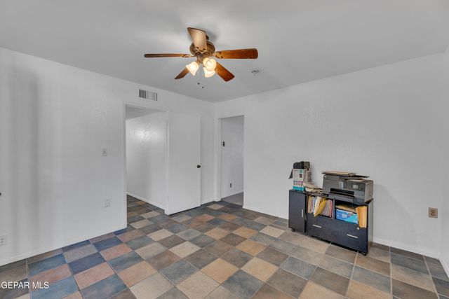 10625 VISTA LOMAS Drive, El Paso, TX 79935