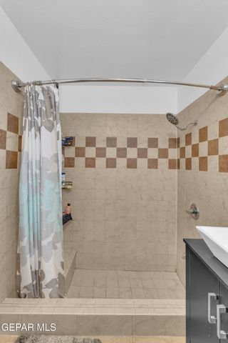 10625 VISTA LOMAS Drive, El Paso, TX 79935