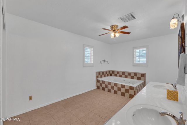 10625 VISTA LOMAS Drive, El Paso, TX 79935