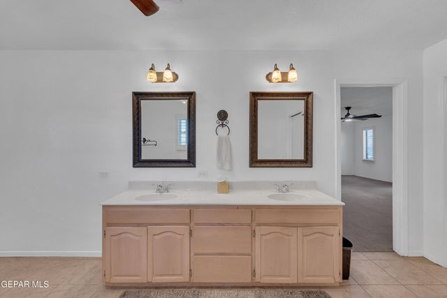 10625 VISTA LOMAS Drive, El Paso, TX 79935