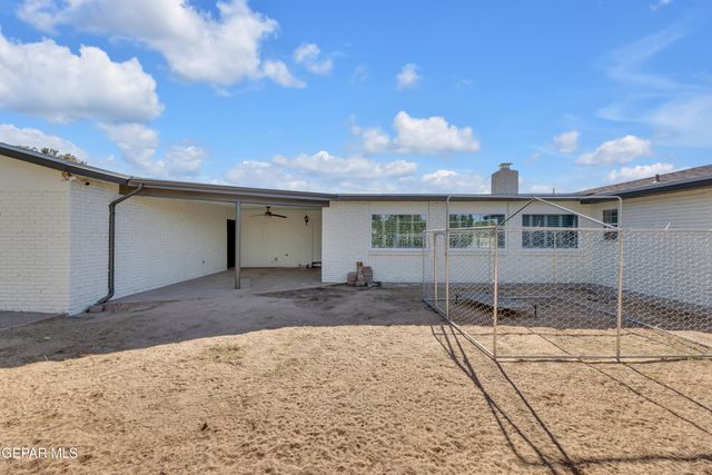 10625 VISTA LOMAS Drive, El Paso, TX 79935