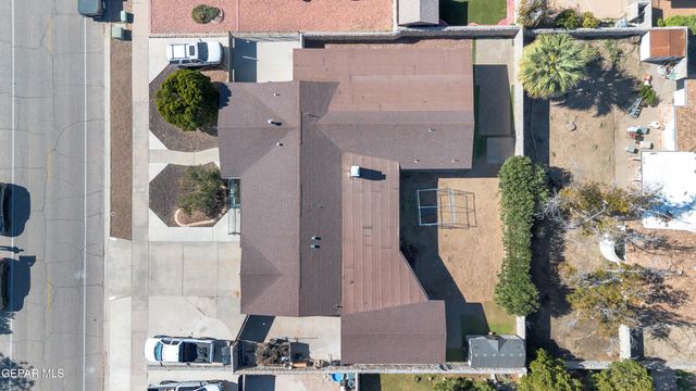 10625 VISTA LOMAS Drive, El Paso, TX 79935