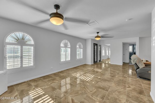 10625 VISTA LOMAS Drive, El Paso, TX 79935