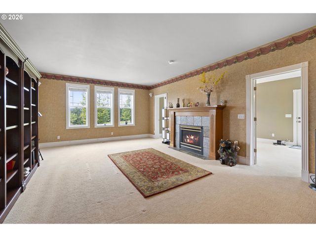 60750 ROBINETTE Rd, St Helens, OR 97051