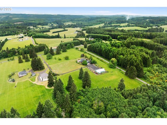 60750 ROBINETTE Rd, St Helens, OR 97051